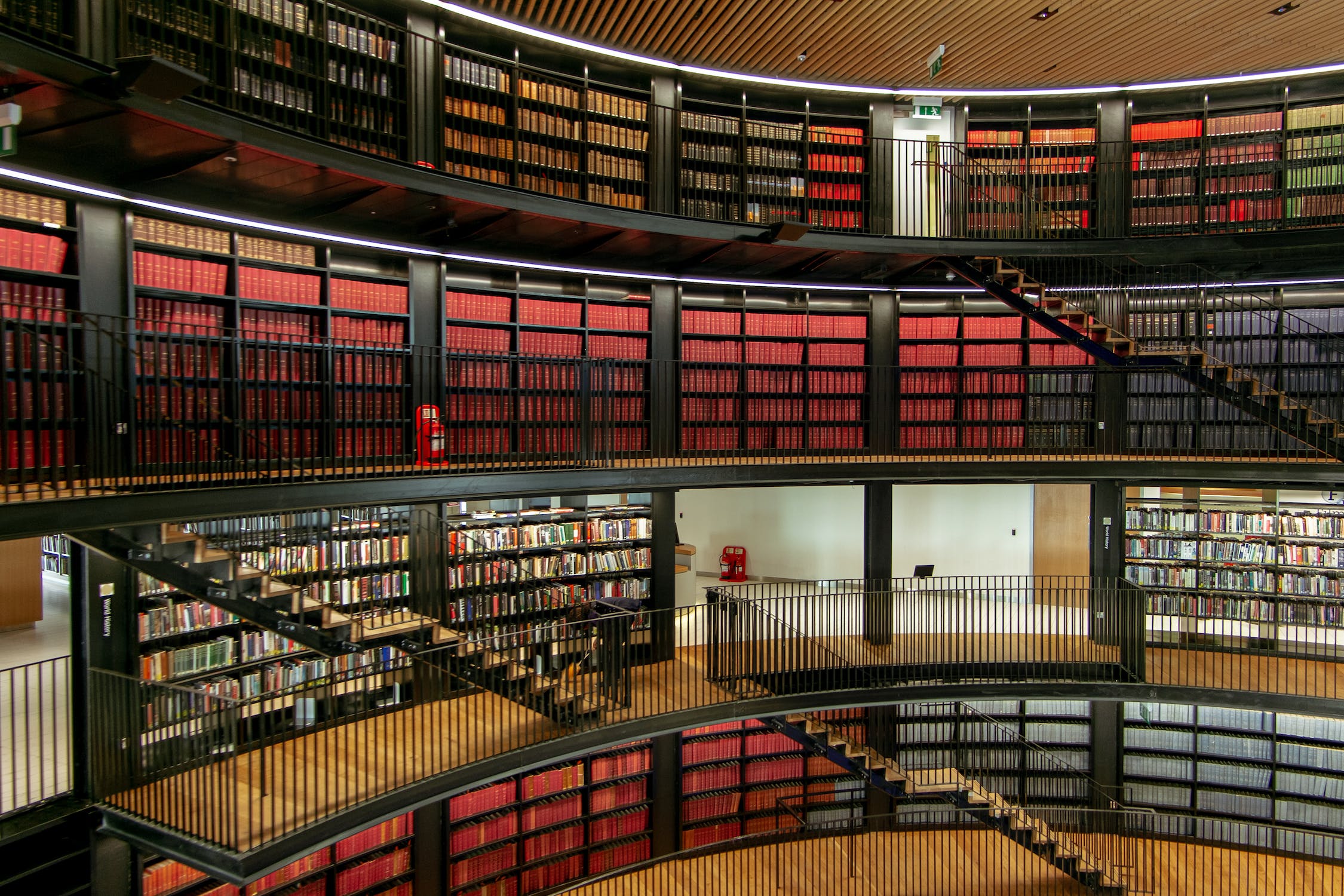 Why your company needs an AI prompt library